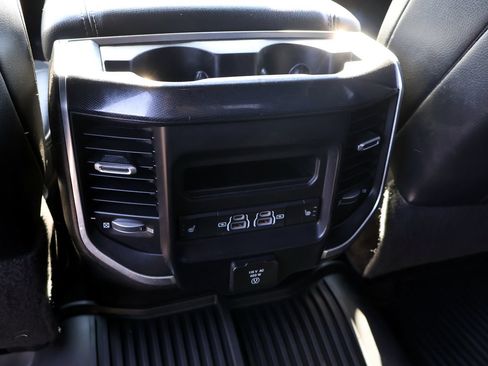 Used 2021 RAM 2500 Laramie AWD/4WD image 15