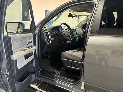 Used 2009 Dodge Ram 1500 Truck SLT image 10