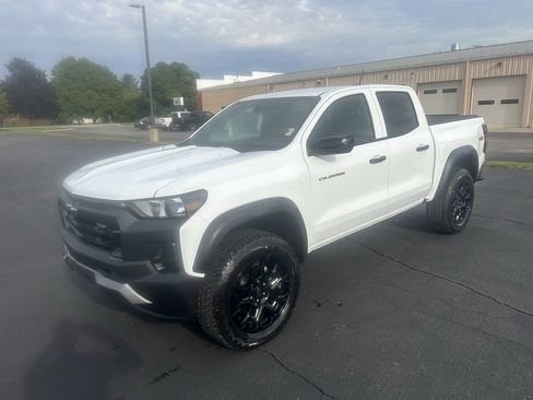 New 2026 Chevrolet Colorado Trail Boss image 2