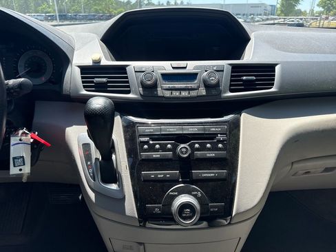 Used 2011 Honda Odyssey EX-L image 20
