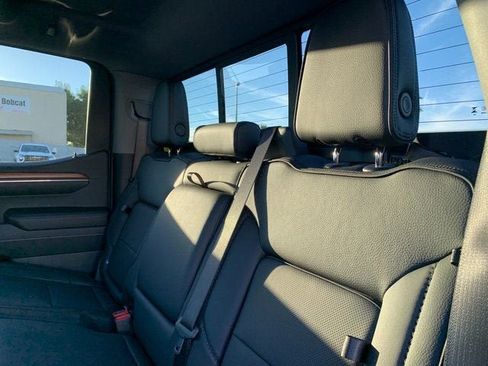 New 2024 GMC Sierra 1500 Denali w/ Denali Reserve Package image 10