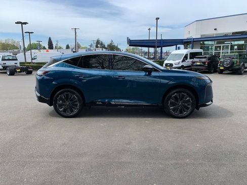 Used 2025 Nissan Murano Platinum w/ Cargo Package AWD/4WD image 8