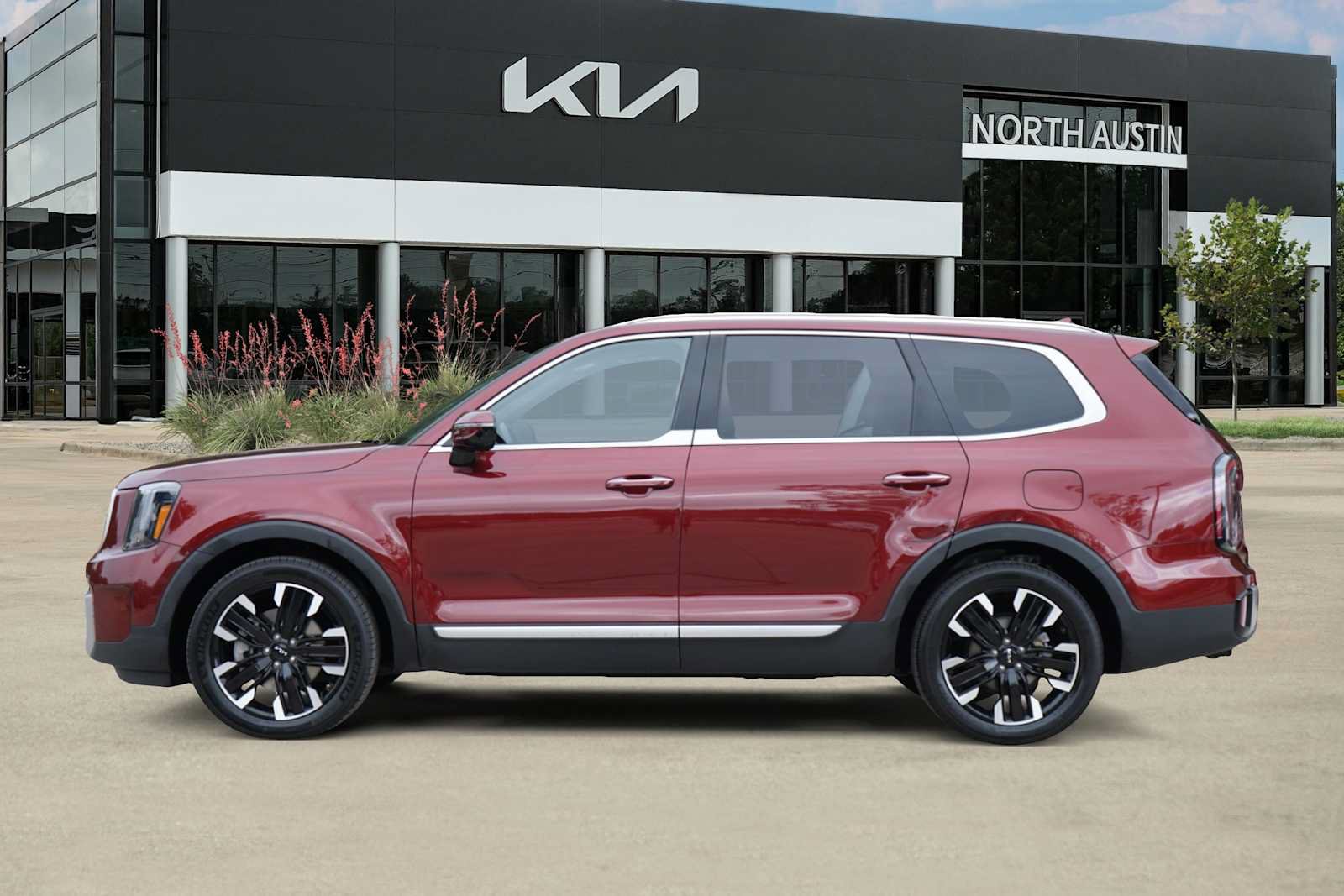 Certified 2023 Kia Telluride SX Prestige AWD/4WD image 3