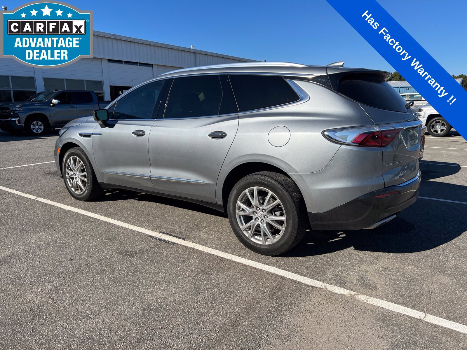 Used 2023 Buick Enclave Premium w/ Experience Buick Package FWD image 3
