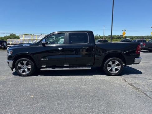 Used 2022 RAM 1500 Laramie AWD/4WD image 14