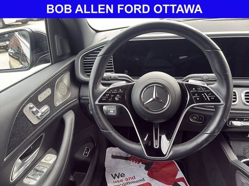 Used 2025 Mercedes-Benz GLS 450 4MATIC image 21