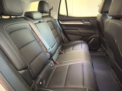 Used 2026 GMC Terrain Denali image 33