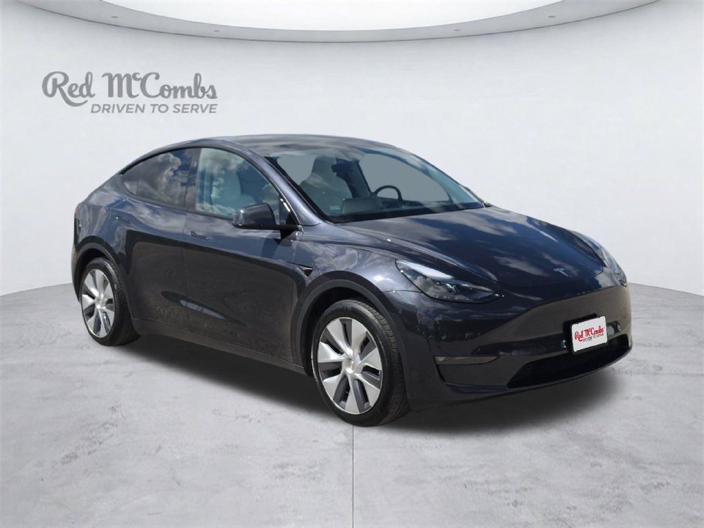 Used 2024 Tesla Model Y Long Range AWD/4WD image 7