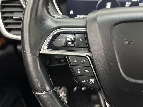 Used 2020 Lincoln Nautilus Reserve w/ Equipment Group 201A image 22