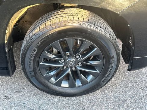 Used 2023 Lexus GX 460 Premium image 45