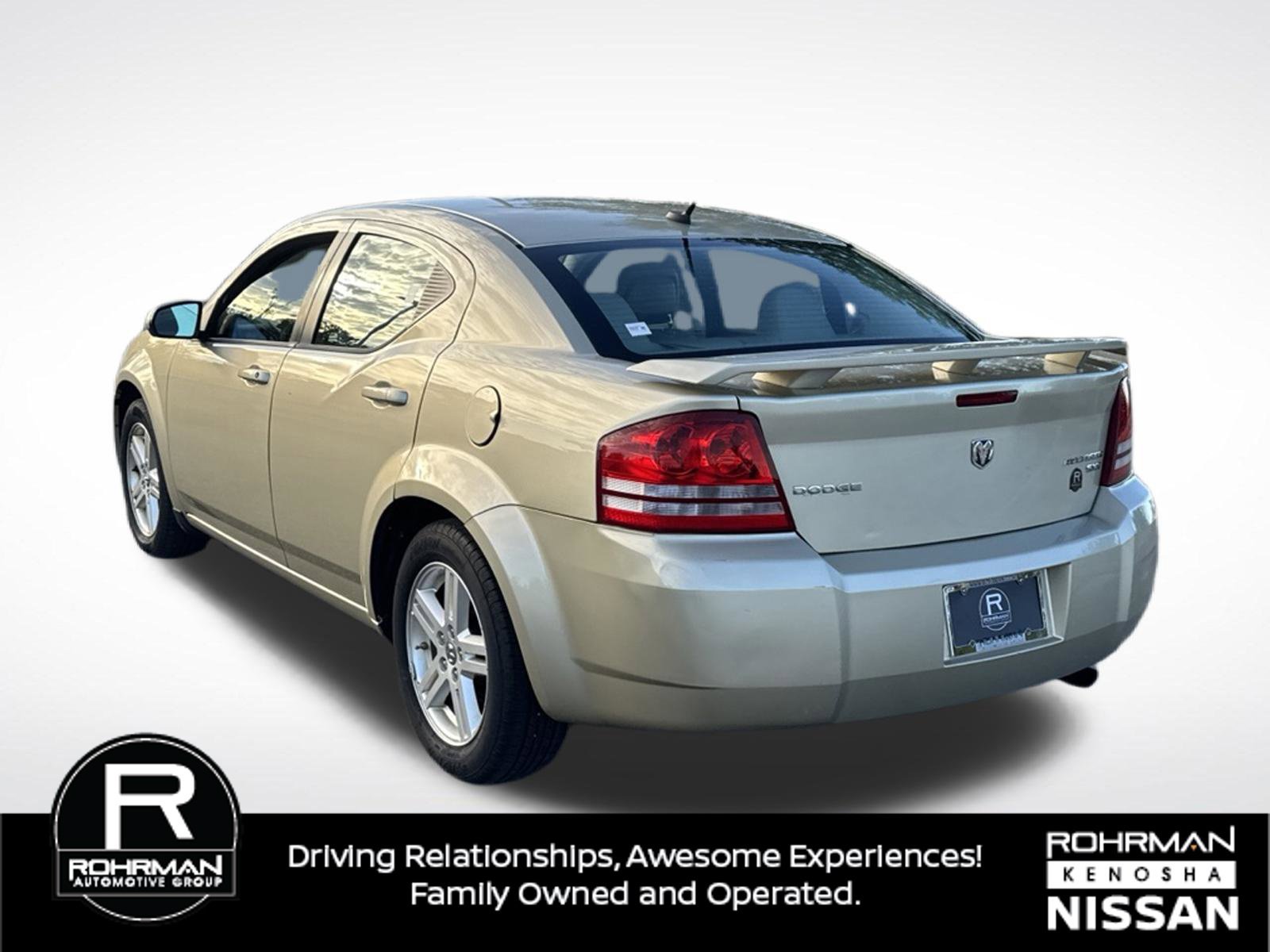 Used 2010 Dodge Avenger R/T FWD image 8