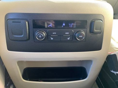 Used 2016 GMC Yukon Denali w/ Enhanced Security Package image 11