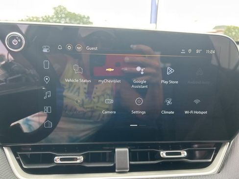 New 2026 Chevrolet Equinox LT w/ Convenience Package II image 23