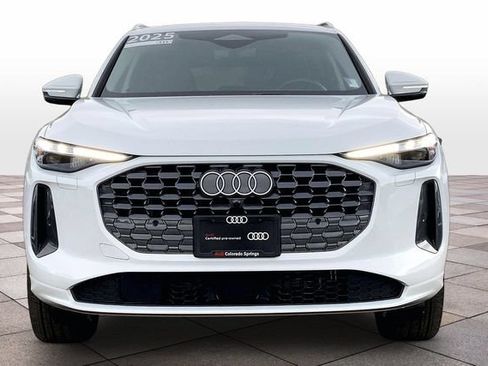 Used 2025 Audi Q5 Premium w/ Premium Plus AWD/4WD image 3
