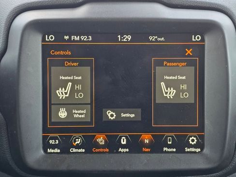 Used 2020 Jeep Renegade Limited w/ UConnect 8.4 Nav Group image 16