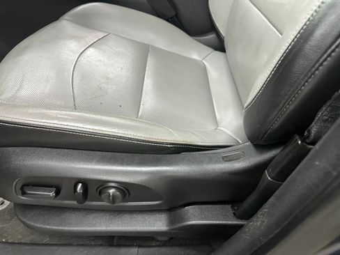 Used 2018 Chevrolet Equinox Premier AWD/4WD image 37