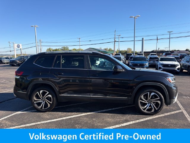 Certified 2023 Volkswagen Atlas SEL AWD/4WD image 2