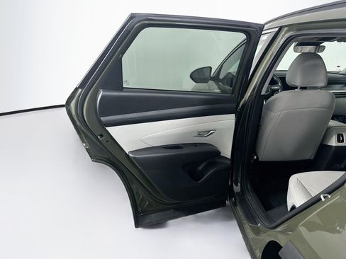 Used 2025 Hyundai Tucson SEL FWD image 27