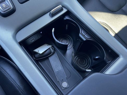 Used 2024 Hyundai Palisade SEL w/ Premium Package image 11