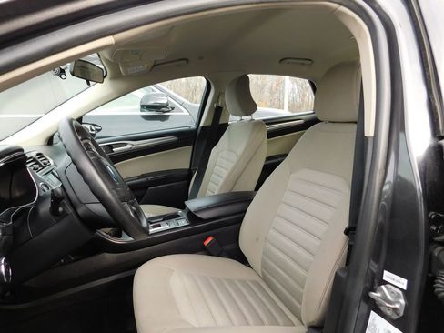 Used 2023 Ford Edge SEL image 34