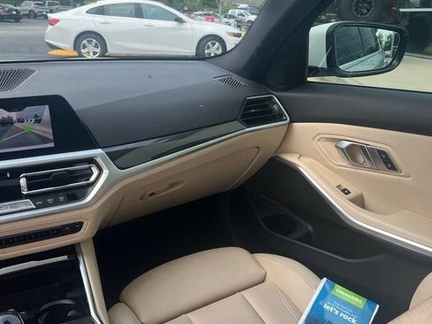Used 2019 BMW 330i Sedan RWD image 17