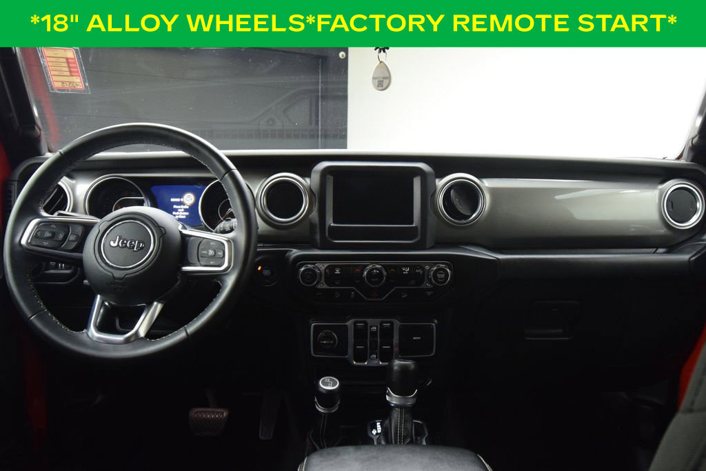 Used 2018 Jeep Wrangler Unlimited Sahara AWD/4WD image 3