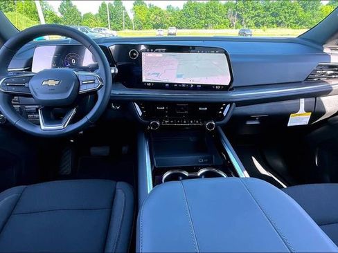 New 2026 Chevrolet Tahoe LS w/ LPO, Chrome Package AWD/4WD image 5