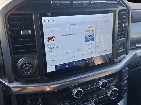 Used 2021 Ford F150 Lariat w/ Equipment Group 502A High AWD/4WD image 23