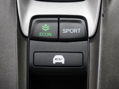 Used 2019 Honda Accord Hybrid image 19