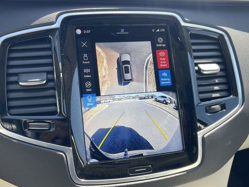 Certified 2024 Volvo XC90 T8 Plus w/ Protection Package Premier image 27