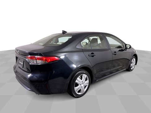 Used 2022 Toyota Corolla LE image 44
