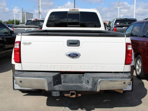 Used 2015 Ford F350 Lariat w/ Lariat Interior Package AWD/4WD image 8