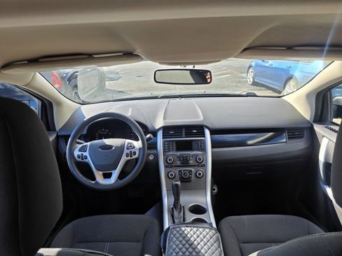 Used 2011 Ford Edge SE w/ 101A Rapid Spec Order Code image 18