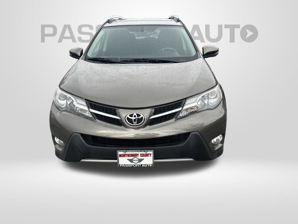 Used 2013 Toyota RAV4 XLE AWD/4WD image 2