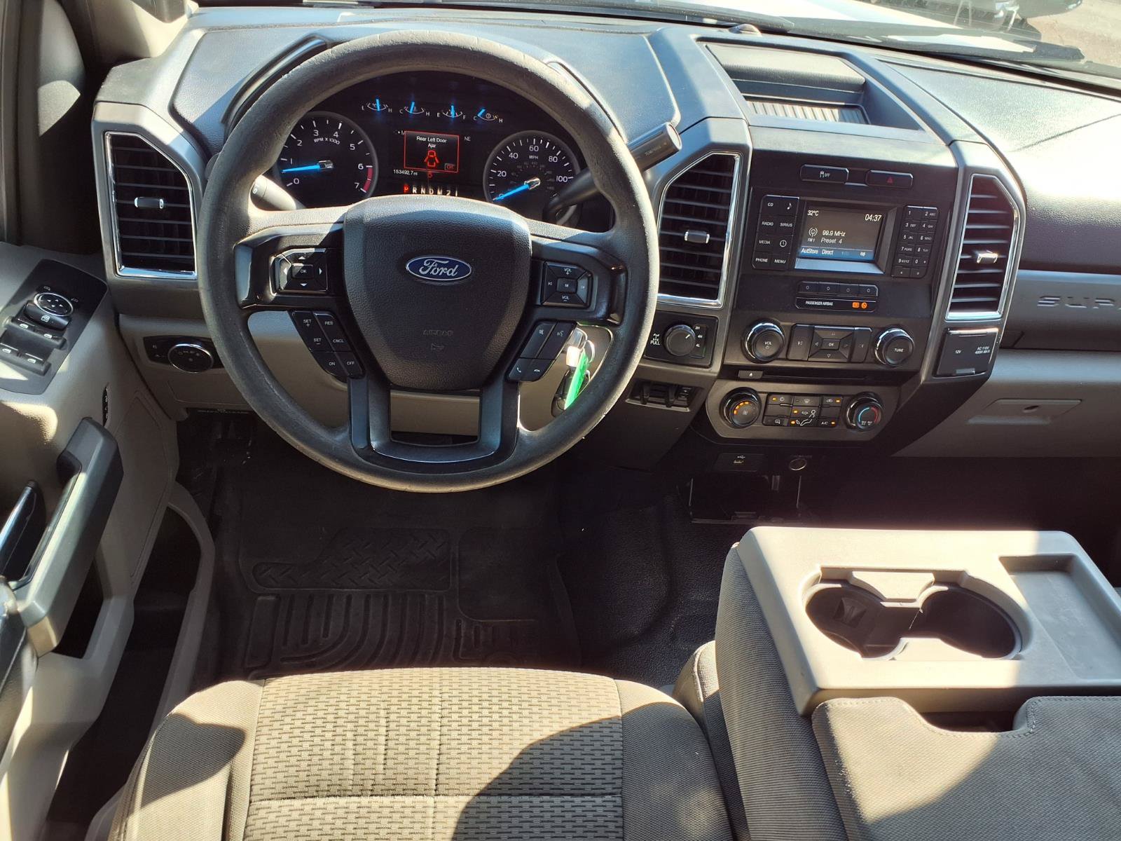 Used 2017 Ford F350 XLT w/ Camper Package AWD/4WD image 2