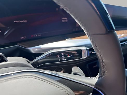 New 2026 Cadillac Escalade ESV Platinum Sport w/ LPO, ONYX Package AWD/4WD image 43