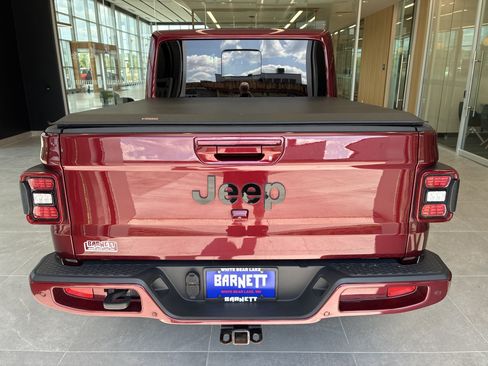 Used 2021 Jeep Gladiator Overland AWD/4WD image 10