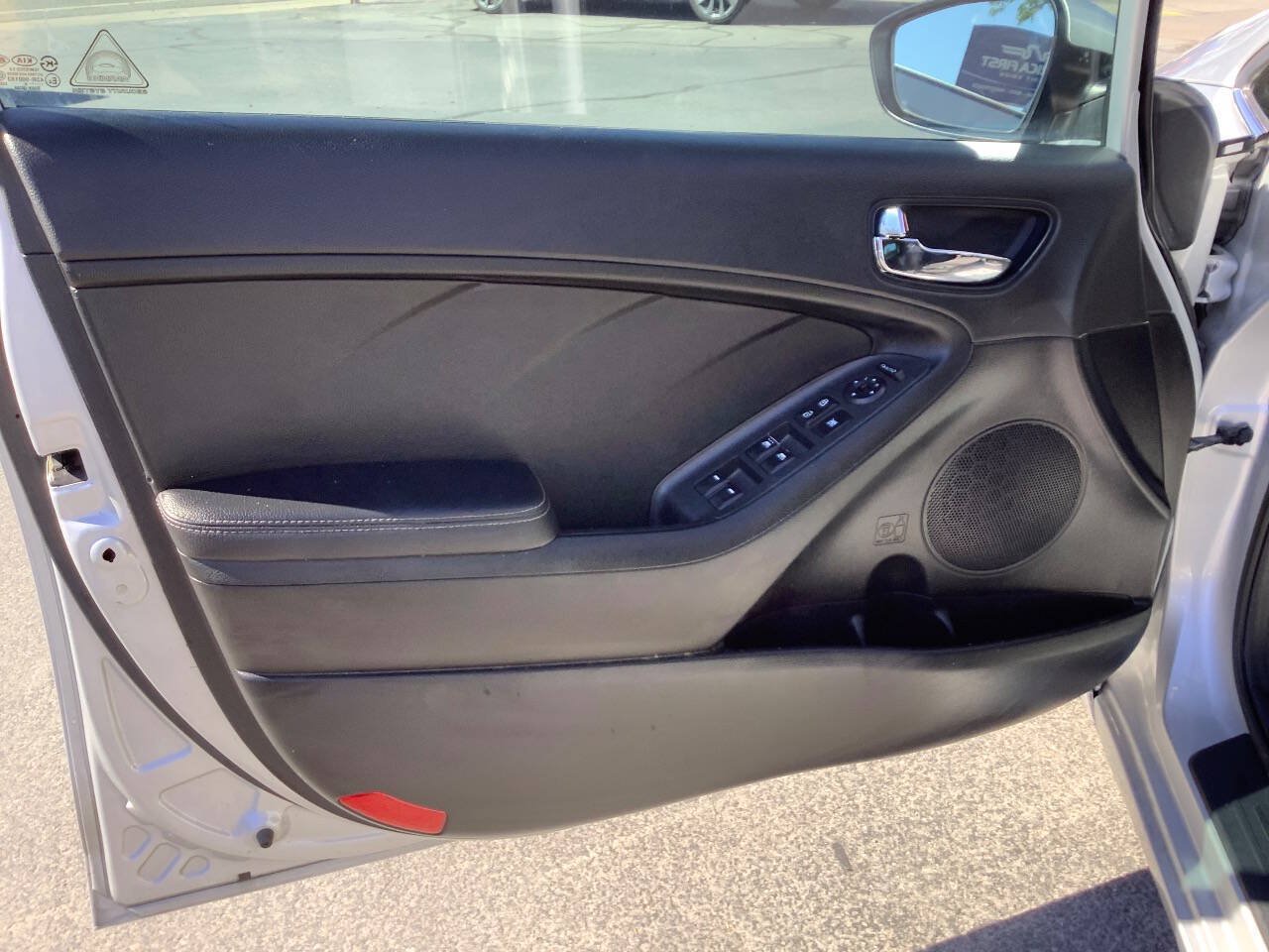 Used 2016 Kia Forte EX FWD image 28