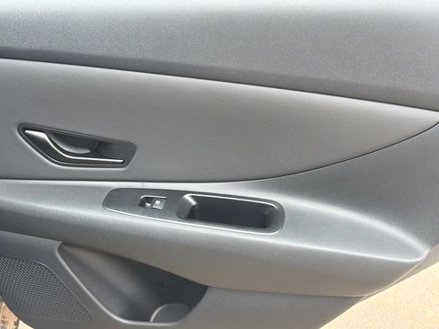 New 2026 Hyundai Elantra Sport FWD image 17
