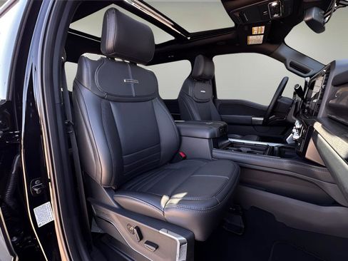 Used 2026 Ford F450 Platinum w/ FX4 Off-Road Package image 34