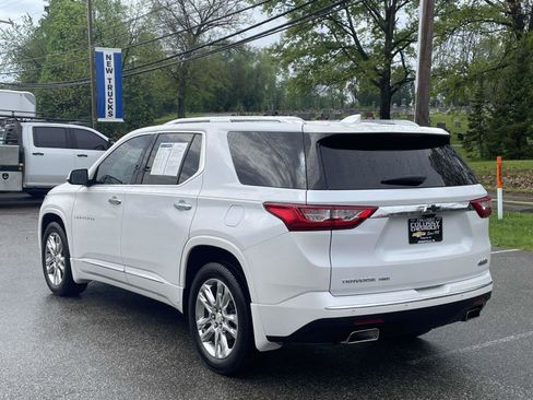 Certified 2019 Chevrolet Traverse High Country w/ LPO, Floor Liner Package AWD/4WD image 5