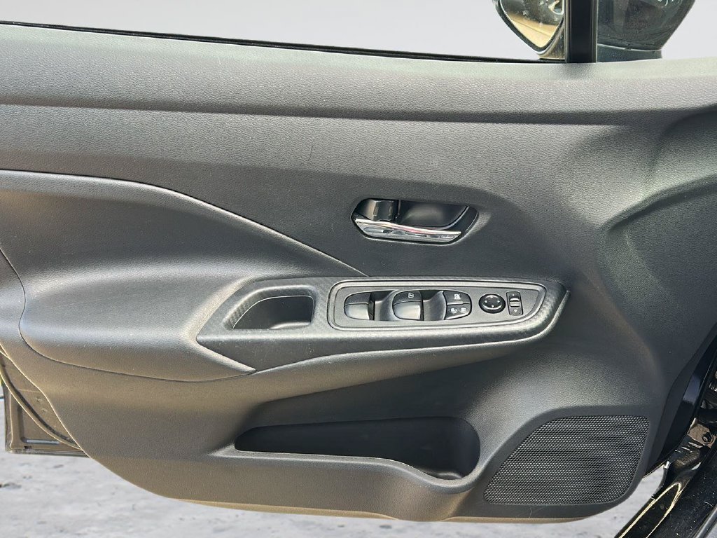 Used 2024 Nissan Versa SV FWD image 19