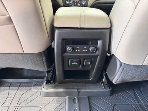 Certified 2023 Chevrolet Traverse Premier AWD/4WD image 28