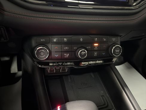 Used 2024 Dodge Durango R/T image 22