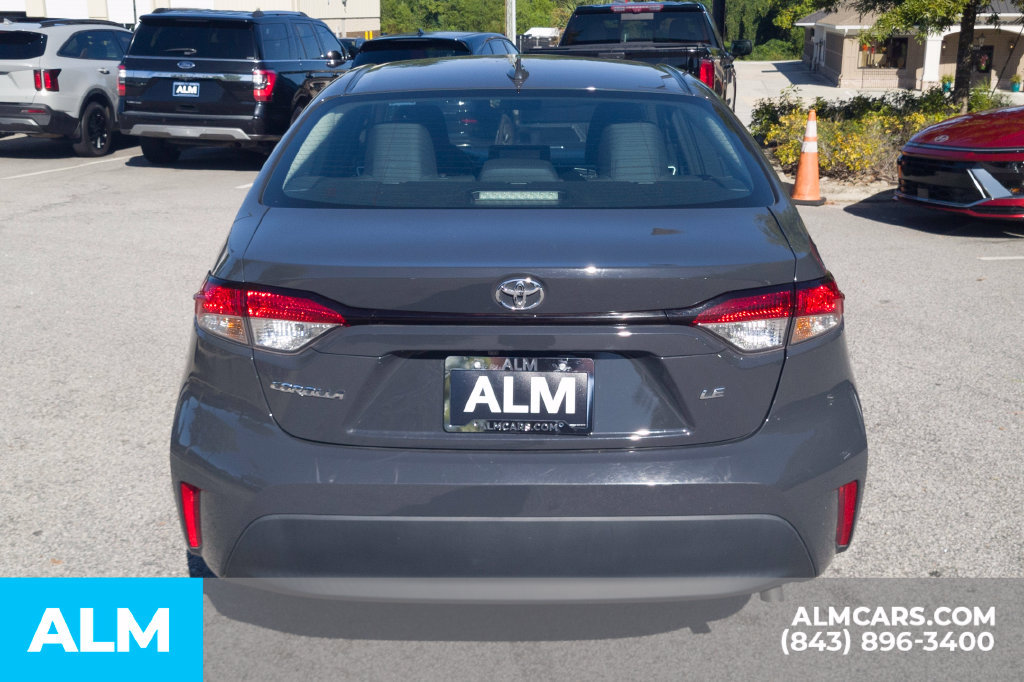 Used 2024 Toyota Corolla LE FWD image 5