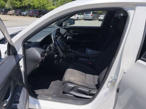 Certified 2025 Honda HR-V Sport image 16