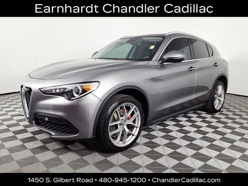 Used 2018 Alfa Romeo Stelvio Ti image 1