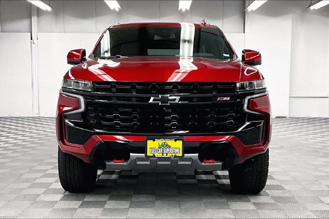Used 2024 Chevrolet Tahoe Z71 w/ Luxury Package AWD/4WD image 4