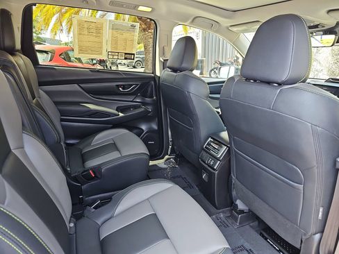Certified 2023 Subaru Ascent Onyx Edition Limited AWD/4WD image 11