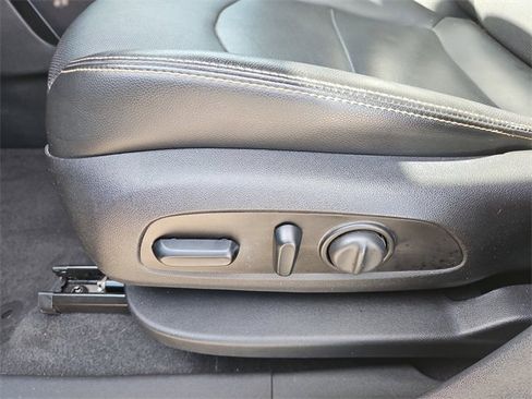 Used 2020 GMC Terrain SLT w/ Preferred Package image 15